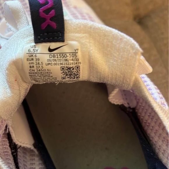 Nike Vapormax 2021 - Picture 4 of 4